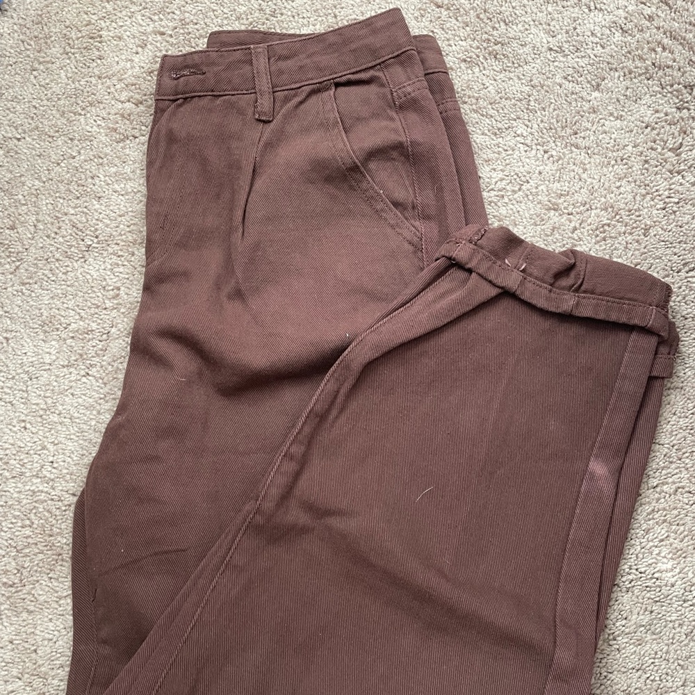 Brown baggy jeans